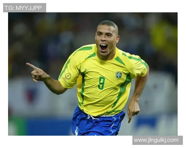 意大利现役足球明星壁纸精选展示让你感受足球魅力与激情